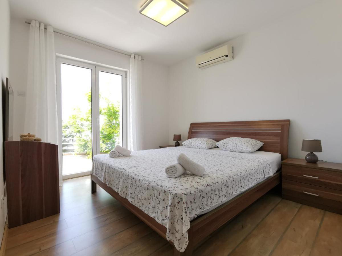 Apart Hotel Apple Cat Montenegro KO Bijela Buitenkant foto