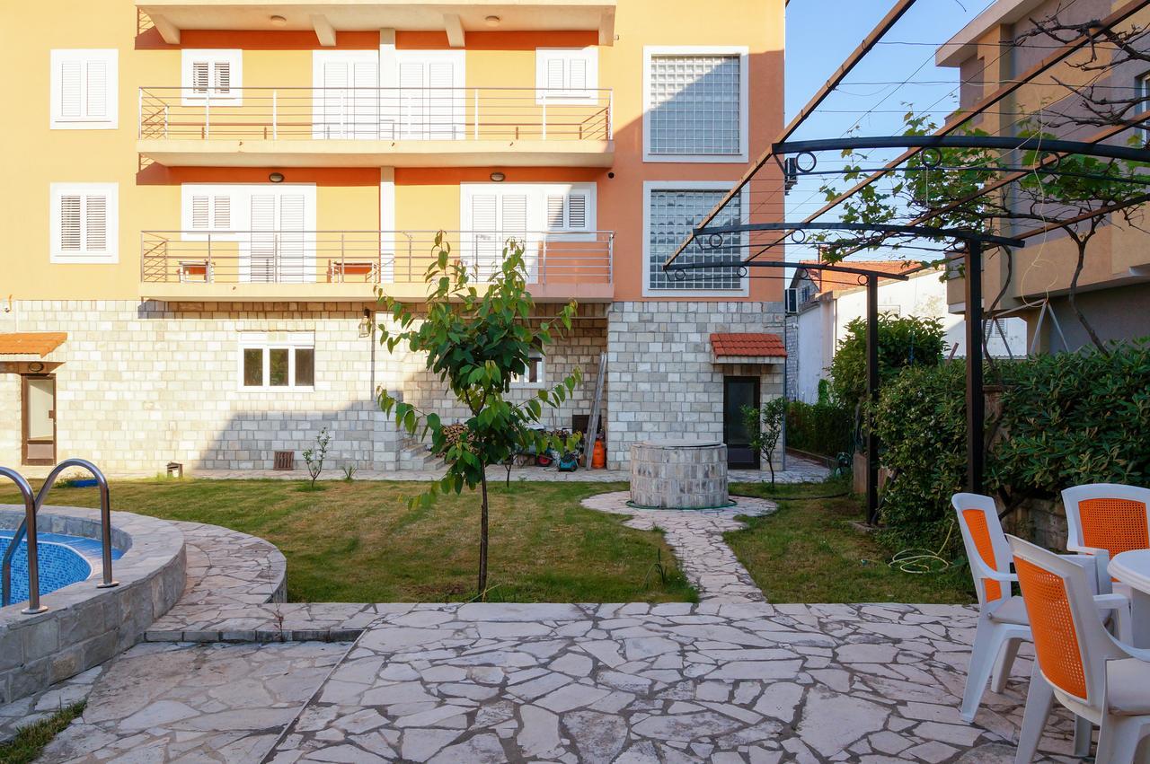 Apart Hotel Apple Cat Montenegro KO Bijela Buitenkant foto