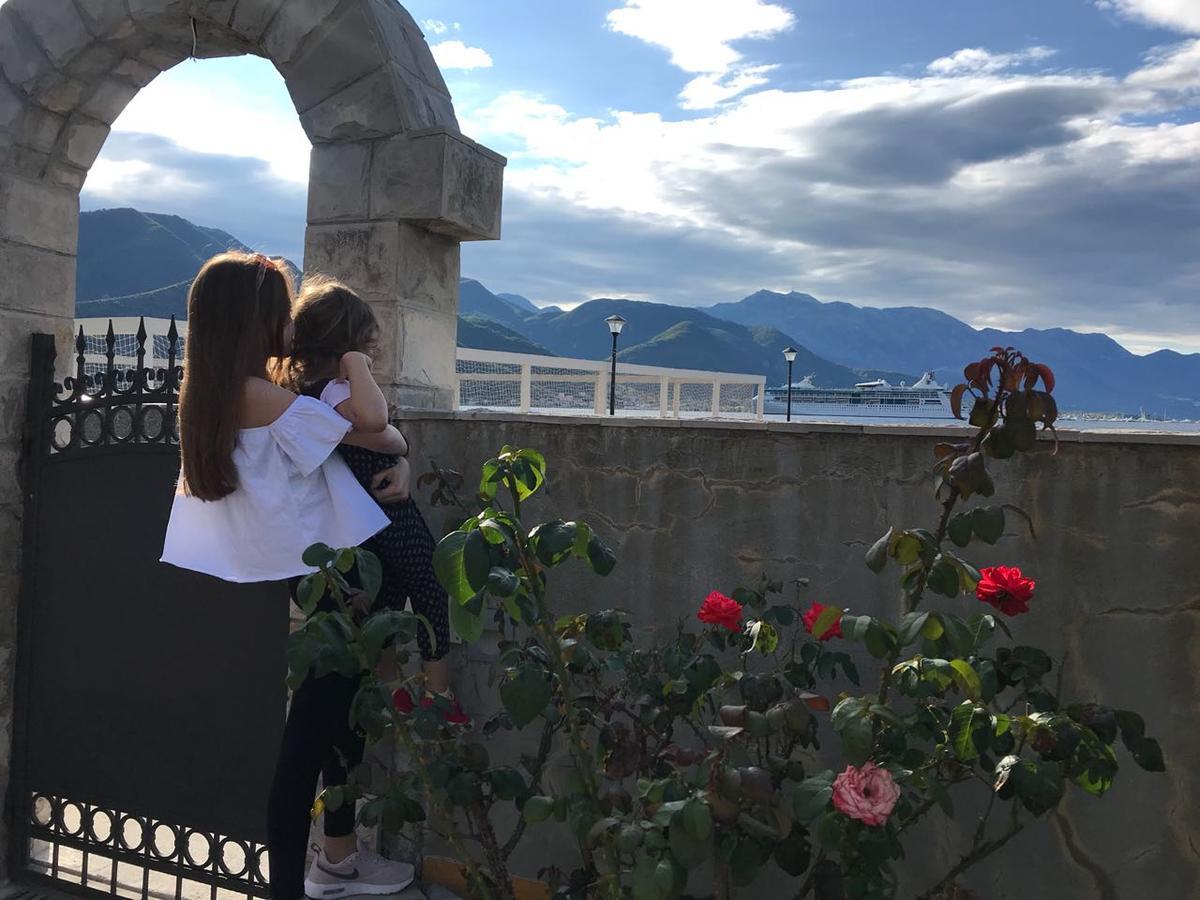 Apart Hotel Apple Cat Montenegro KO Bijela Buitenkant foto