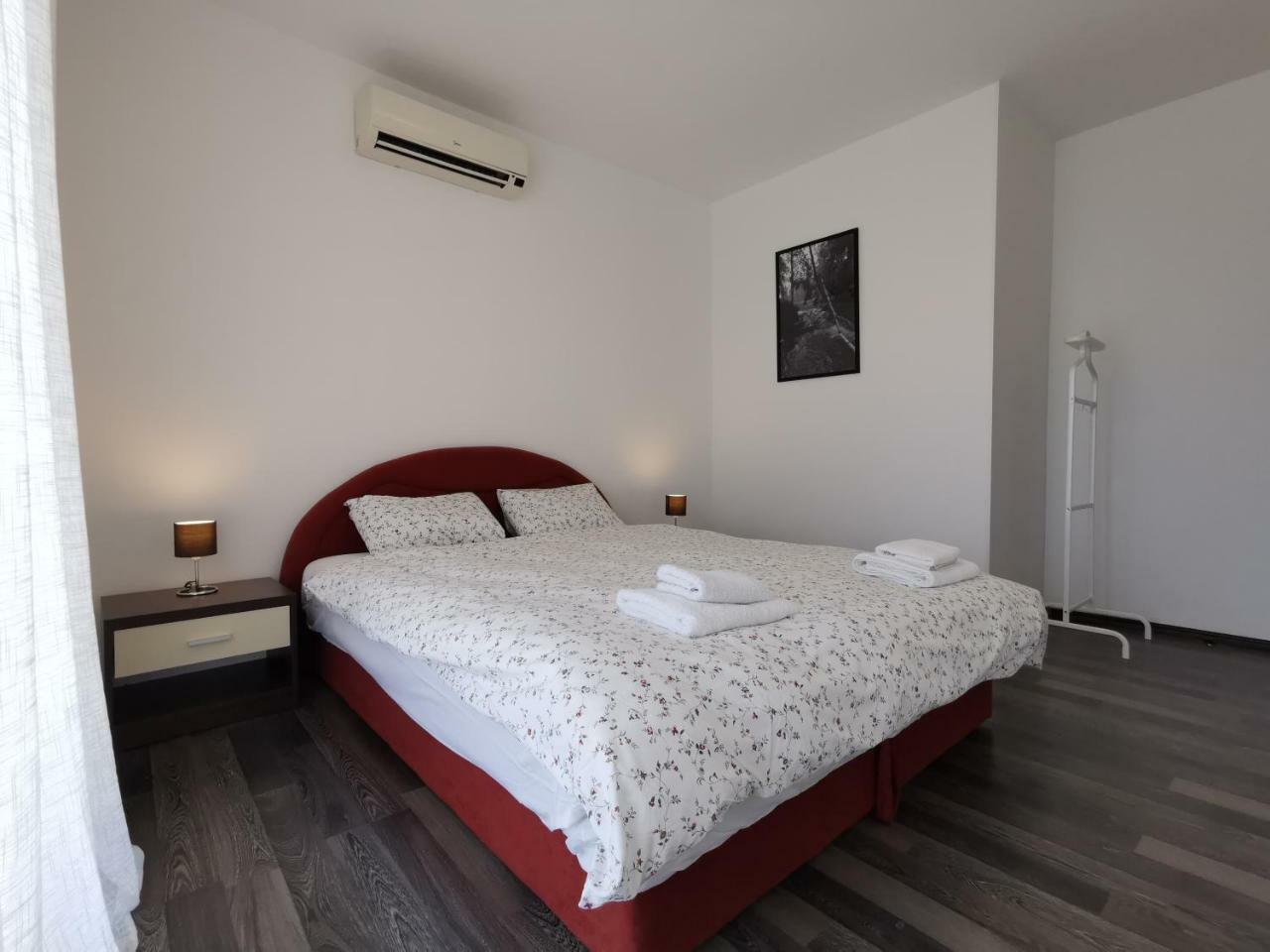 Apart Hotel Apple Cat Montenegro KO Bijela Buitenkant foto
